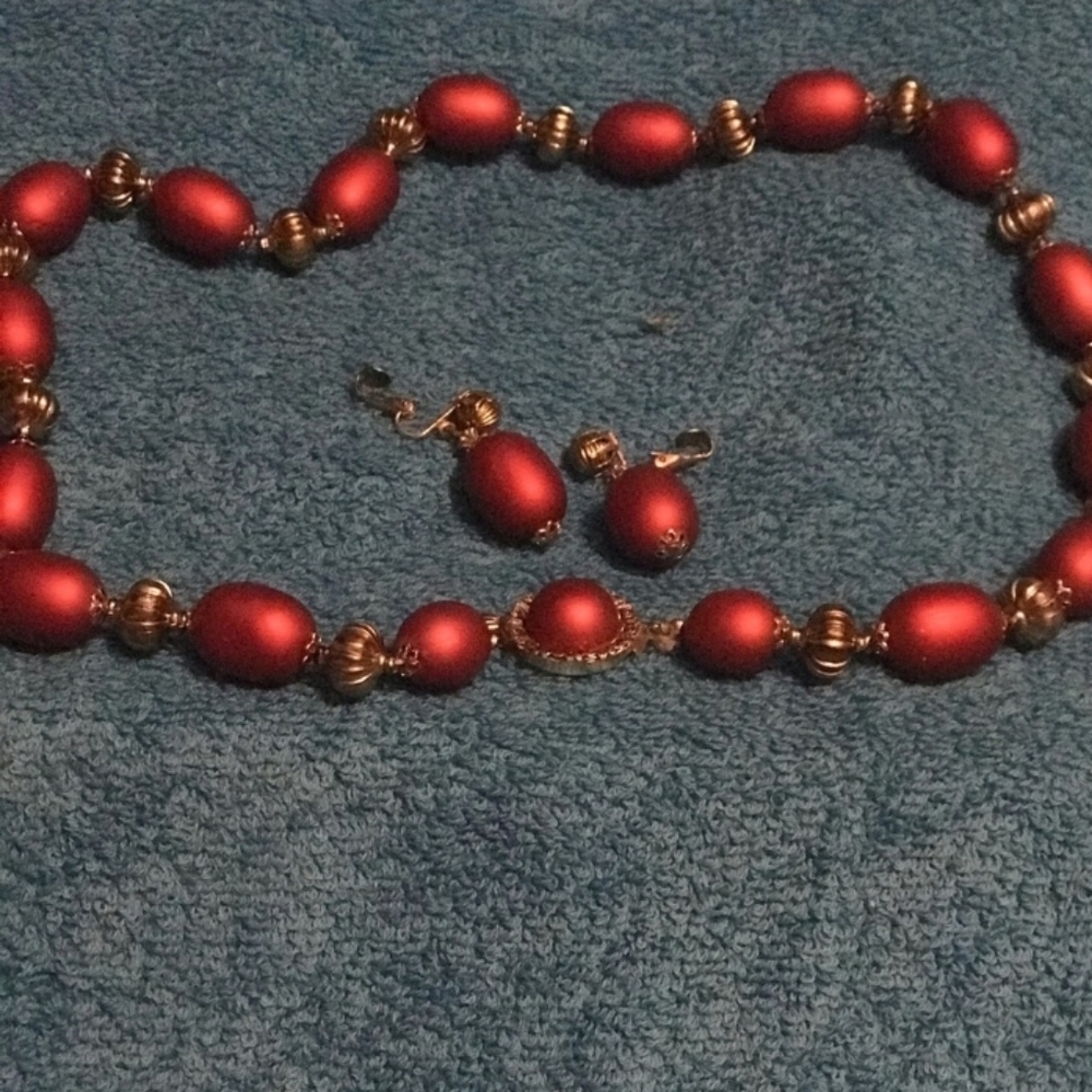 Red & Gold Necklace Set
